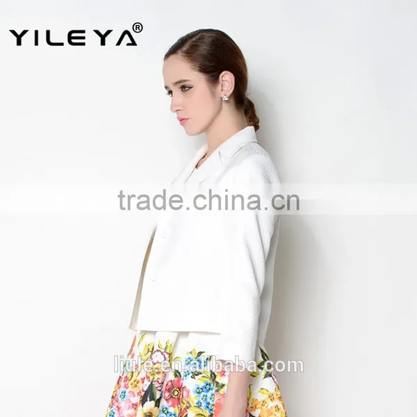 Casual Elegant Short Style Latest Autumn Women Coaches Jackets Wholesale photo-3