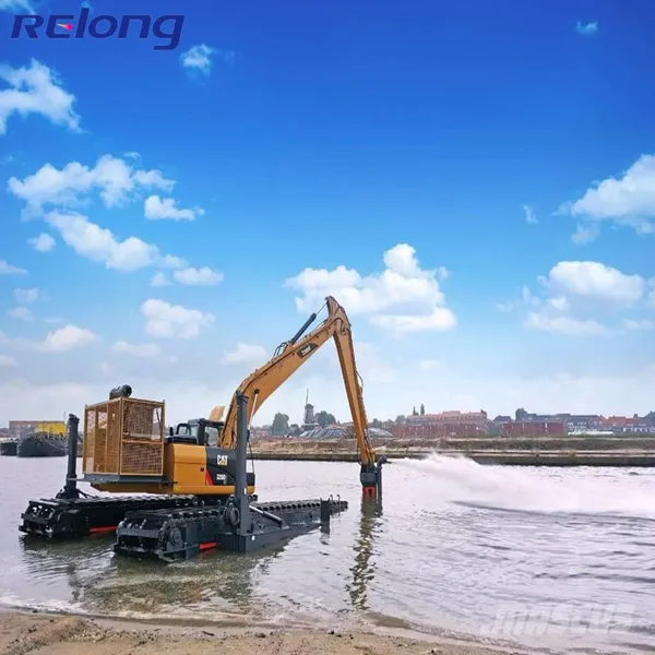 High Quality Amphibious Excavator With Dredging Pump Ponton Excavator photo-2