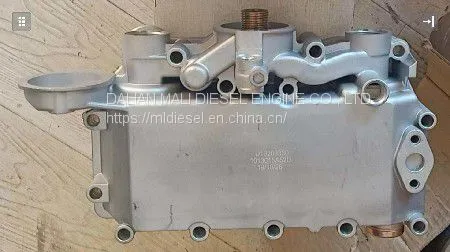 Deutz TCD 2013 L04 2V.BF4/6M 1013  Коробка радиатора масла   OEM: 04290781 04259104