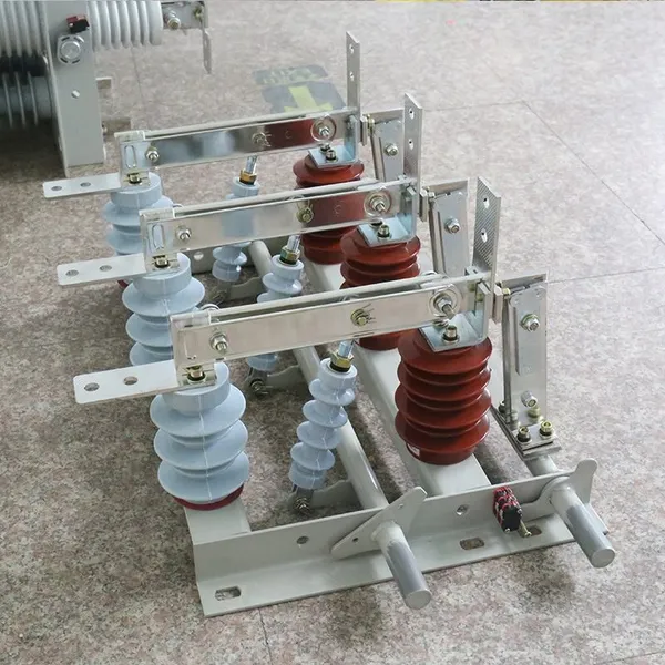 GN24-12D Outdoor High Voltage AC Isolator Switch 50Hz Copper Construction photo-2