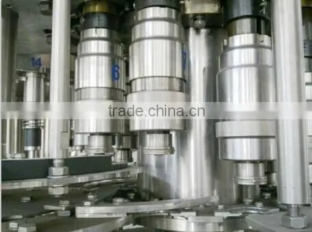 (3-in-1) PET Bottle Drink Sealing Machine photo-4