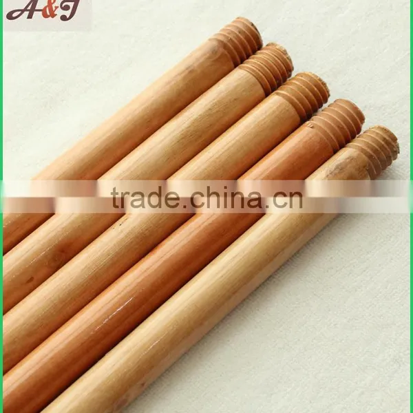 Varnished Eucalyptus Wooden Broomstick With 7.0cm Plastic Cap photo-2