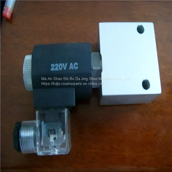Crusher Machine Spare Wearing Parts Directional Valve Metso C-series Wear and Spare Parts photo-3