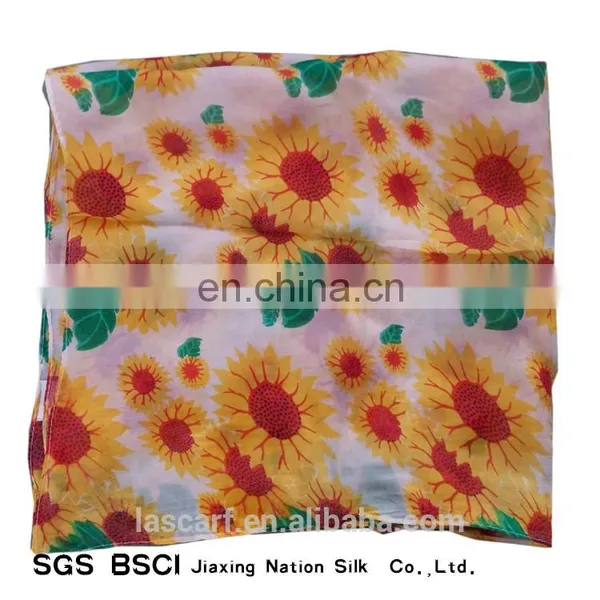 Women Sunflower Digital Printing Small Square Scarf photo-3