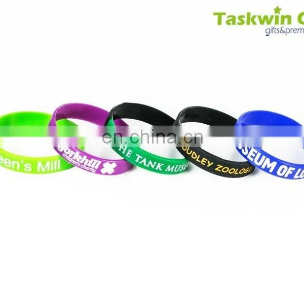 2017 Design Printing Your Own Logo Silicon Bracelet Wristband , Custom Cheap Wristband in Silicone photo-3