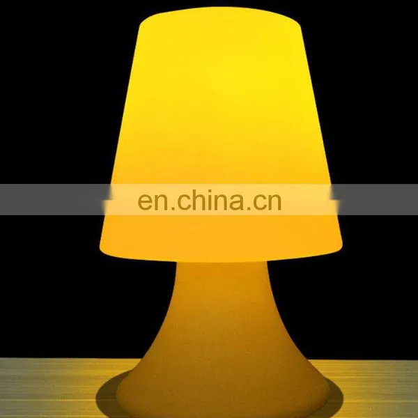 2019 Europe Styles Hot Sales Promotion Led Light Living Room Table Lamp photo-2