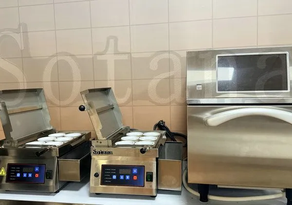 Desktop Electric Six-hole Fried Egg Machine for Poached Eggs photo-4