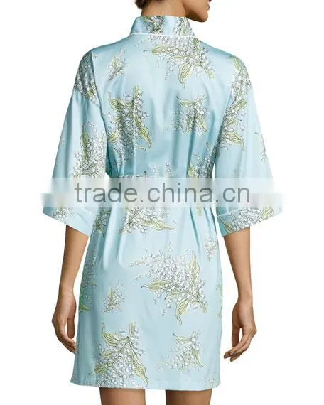Wholesale Cheap Sexy Light Blue Elegant Short Women Warm Printed Woven High Density Cotton Robe photo-2