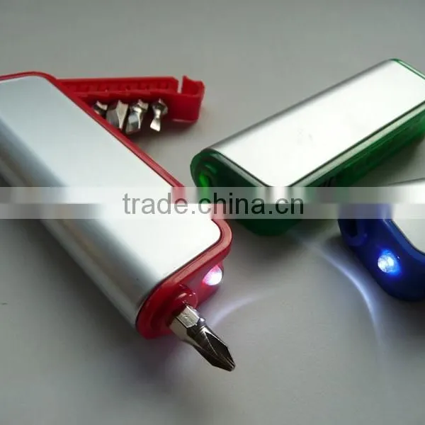 Screwdriver Tool Kit With LED Flashlight photo-2
