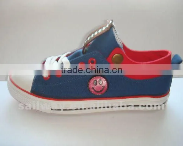 Latest Women Canvas Shoes 2012