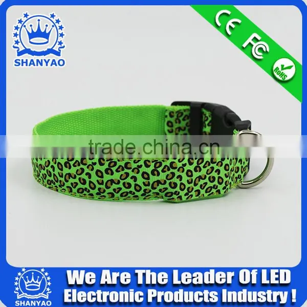 2015 Hot Selling Christmas LED Plastic Pet Collar With Leopard photo-4