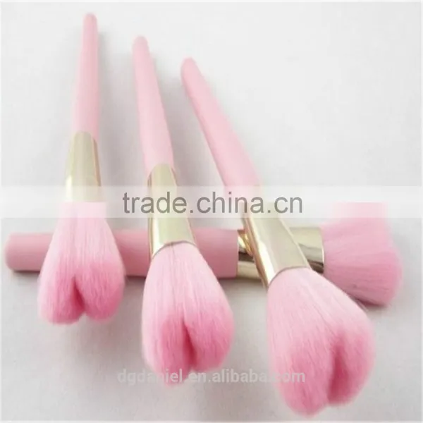 Hot-sale Black Disposable Retractable Blush Brush Factory photo-6
