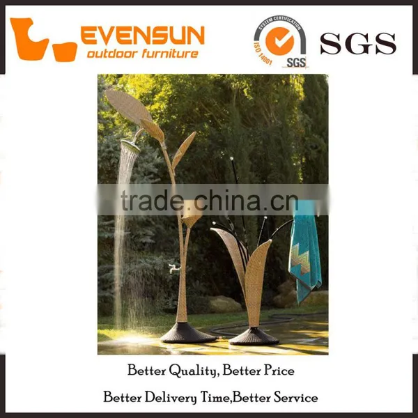 Garden Flower Shape Rattan Shower photo-3