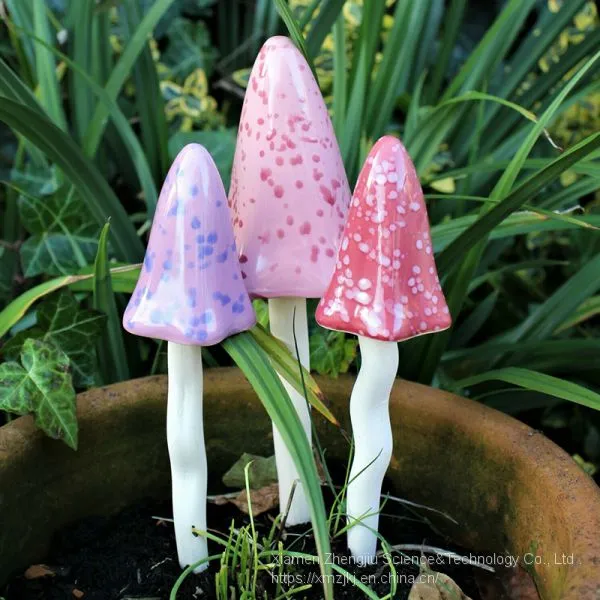 Christmas Outdoor Garden Ceramic Mushroom Wind Chime European Decorative Resin Household Articles Handicraft Plug-in photo-2