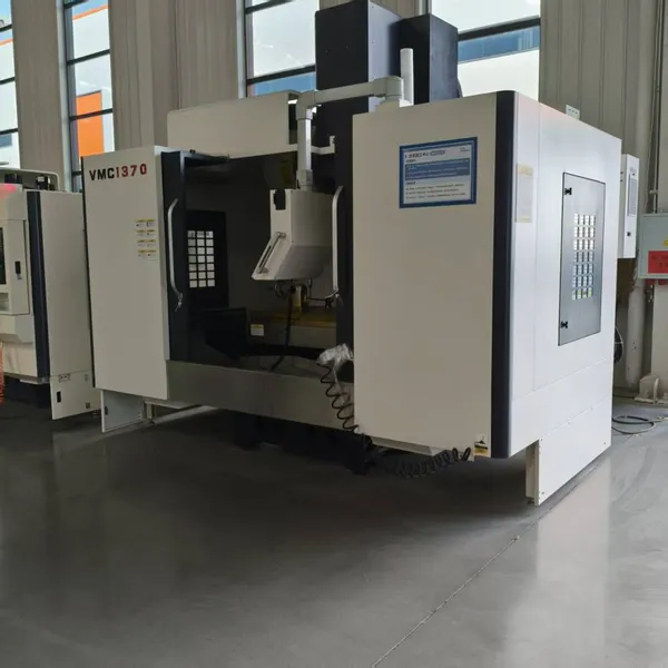Five-axis Linkage Cnc Machine Tool, Cnc Machining Center, Cnc Machining Center Vmc1370 photo-2