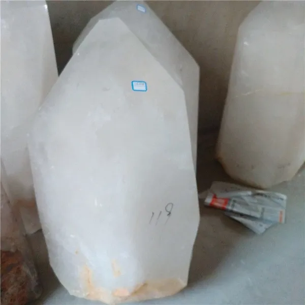 100-200kg Natural Large Rock Clear Crystal Point Big Rock Quartz Tower photo-4