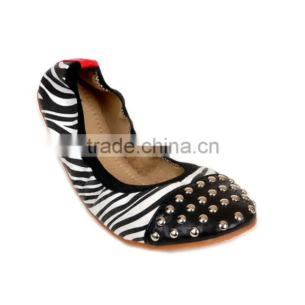 Made in China Women Roll up Casual Shoes Elegant Fashion Round Toe Female Flat Shoes