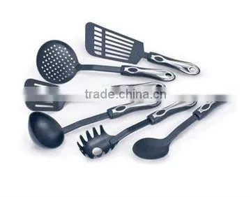 Nylon Kitchen Utensil Set