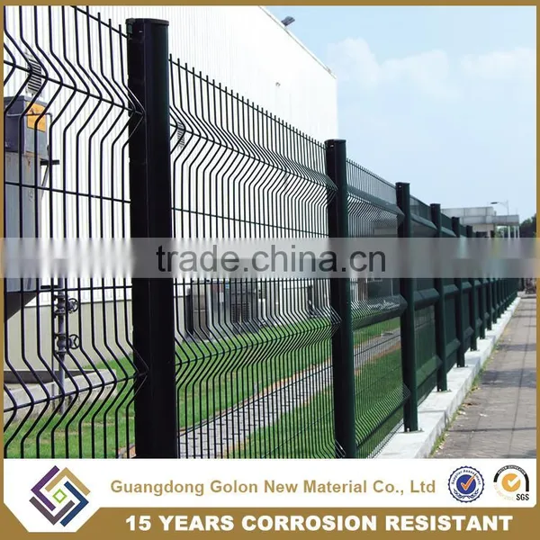 JIangmen Manufacturer Produce Welded Mesh Fence Hockey Pitch Fence photo-2