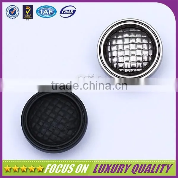 Fish Scale Design Denim Jeans Button photo-2