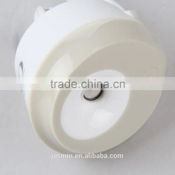2016 All New Disgn for Carcarry Humidifiers The Second Generation Car Humidifier for Car photo-2