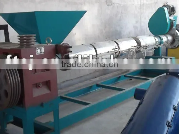 Plastic Granulating Machine