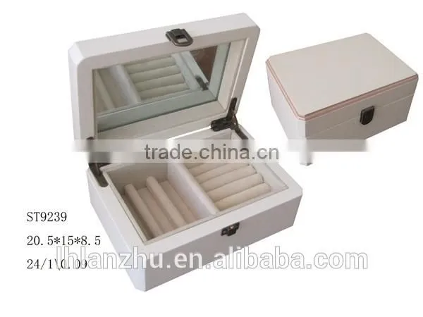 Chic Bedroom Furniture Smart Dressing Case ST9239