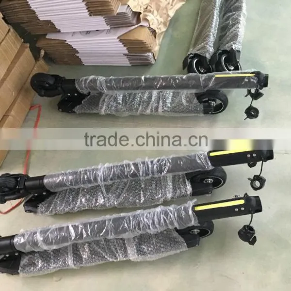 Lightweight Carbon Fiber Material Electric Mobility Scooter With 24V 8.8AH Samsung/LG Battery, Only 6.9KG Weight photo-2