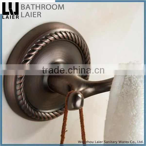 Customized Luxury Bathroom Design Zinc Alloy Antique Copper Finishing Bathroom Sanitary Items Wall Mounted Double Robe Hook photo-4