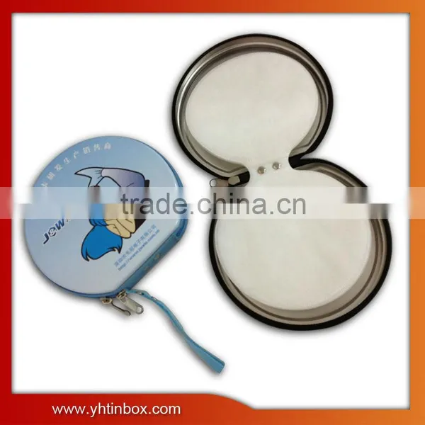 Tin CD holder/CD case