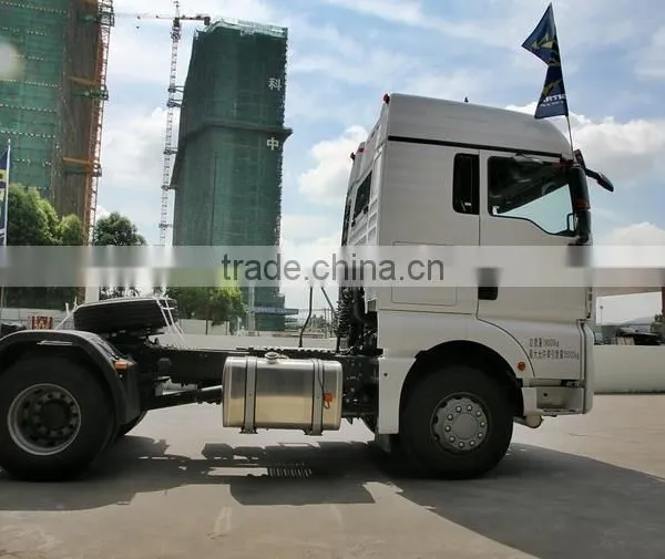 Factory Direct Sales High Quality SINOTRUK SITRAK C7H Tractor Truck Head 360hp 4x2 for Dangerous Chemical photo-5
