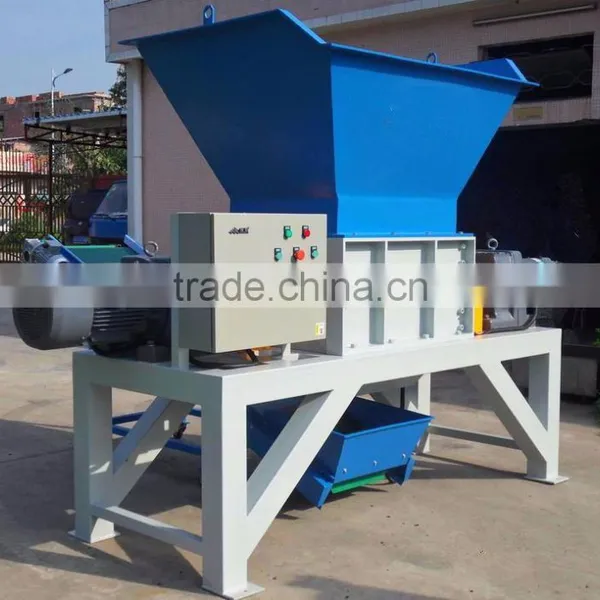 Waste Shredding Recycling Equipment in Stock photo-5