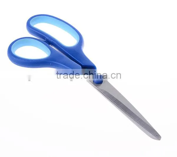 Dongyang Manufacturer Stainless Steel Scissors Handle Plastic Cover photo-4