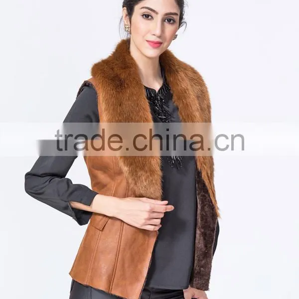 New Fashion Wholesale Clothing Manufacturers Women Suede Gilet With Fur Collar photo-3