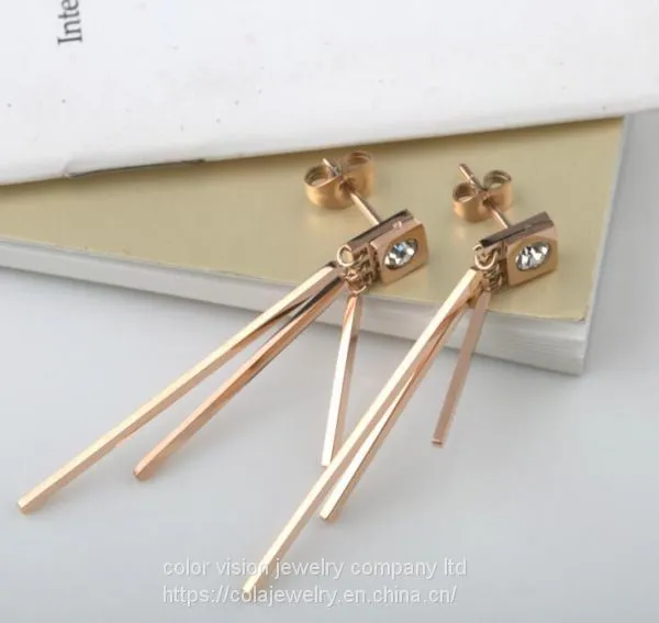 Queen′s Jewellery Fashion Stainless Steel Letter Square Tassel Long Earrings Rose Gold Earring photo-4