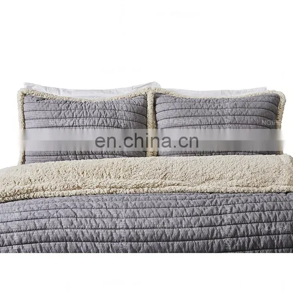 Sherpa Polyester Blended Embroidery Bedding Sets Quilt Cover Set photo-4