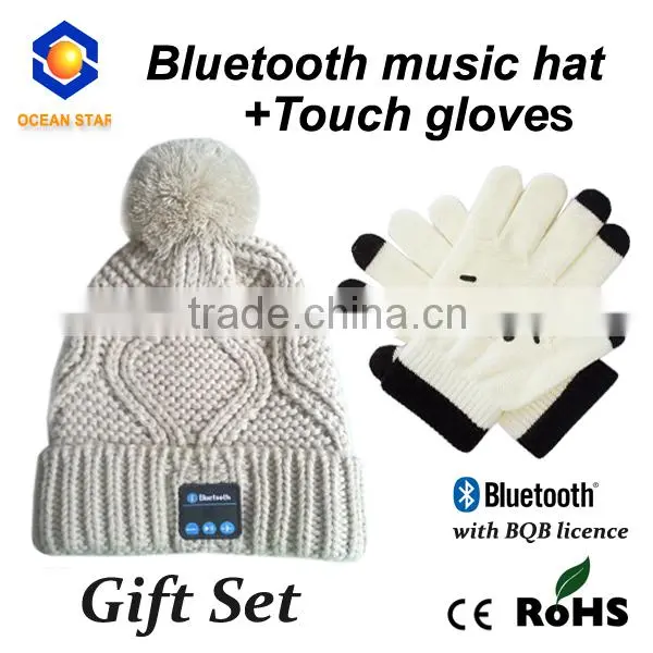 Bluetooth Beanie With Touch Screen Gloves in Gift Box photo-4