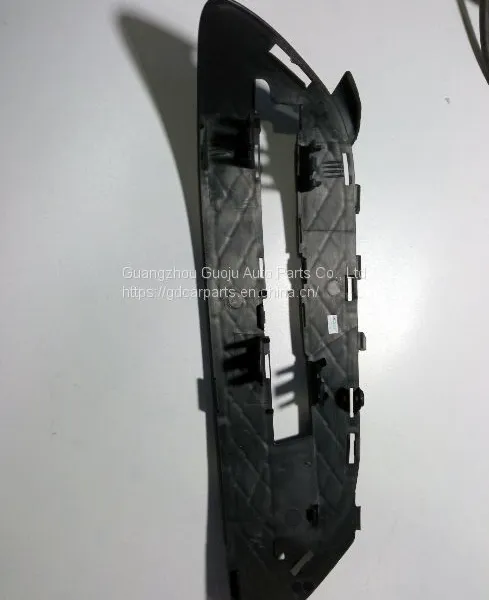 Fog Light Cover OE 2128851723 OE 2128851823 FOR MERCEDES BENZC-CLASS W204 photo-2