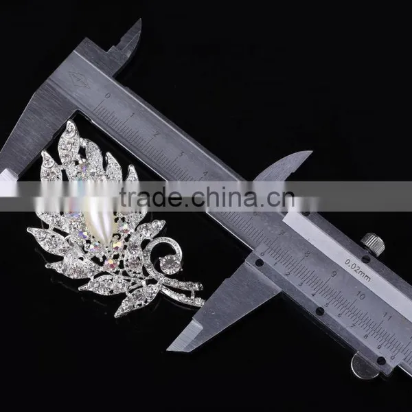 Bling Leaf Rhinestone Brooch With Pearl Center,Fashion Design Color Rhinestone Brooch Pin For Wedding Invitation photo-2