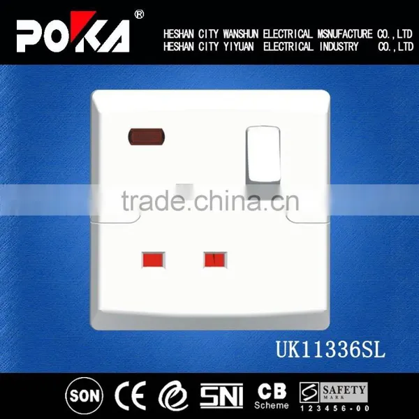 UK Type 13A Socket With Switch and Light