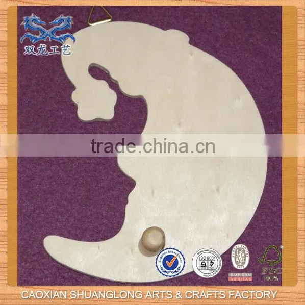 New Design Moon Shaped Carved Wooden Wall Hook