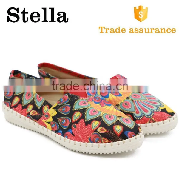Colorful Peacock Stitching Casual Rubber Leather Moccasin