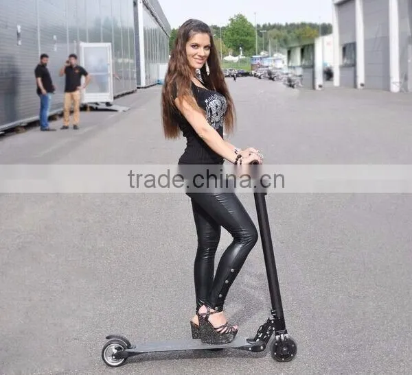 2016 Most Popular Yes Foldable 201-500w Power Carbon Fiber Folding Electric Scooter photo-2