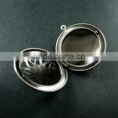 32MM Vintage Style Antiqued Silver Flower Filigree Round Photo Locket Pendants DIY Supplies 1113021 photo-3