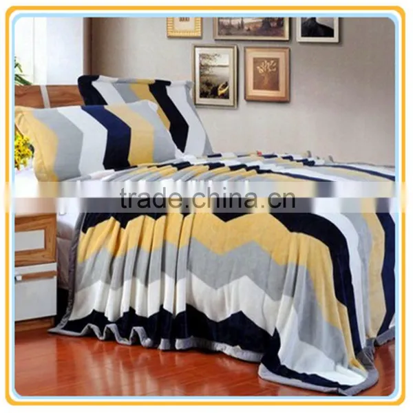 New Fashion Strip Pattern Flannle Fleece Bedding Set photo-3