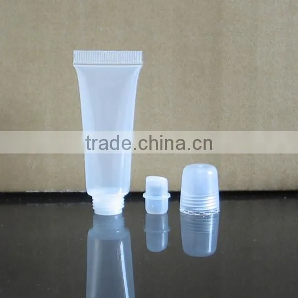 Fancy Product 8ml Empty Lip Gloss Container LDPE Material White Gloss Vanish Cosmetic Packaging Lipstick Tube With Private Label