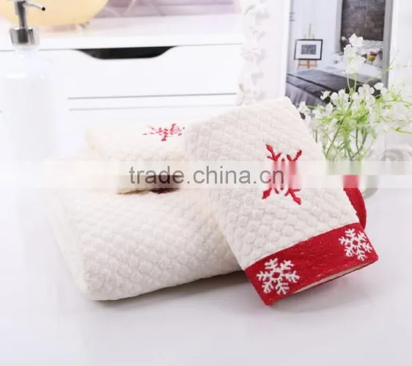 Cotton Embroidery Snowflake Bath Towel Set photo-3