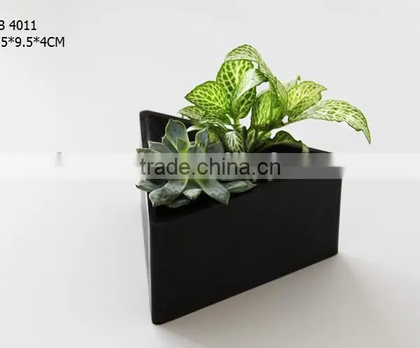 Black Geometric Triangular Decor Concrete Planter Pot