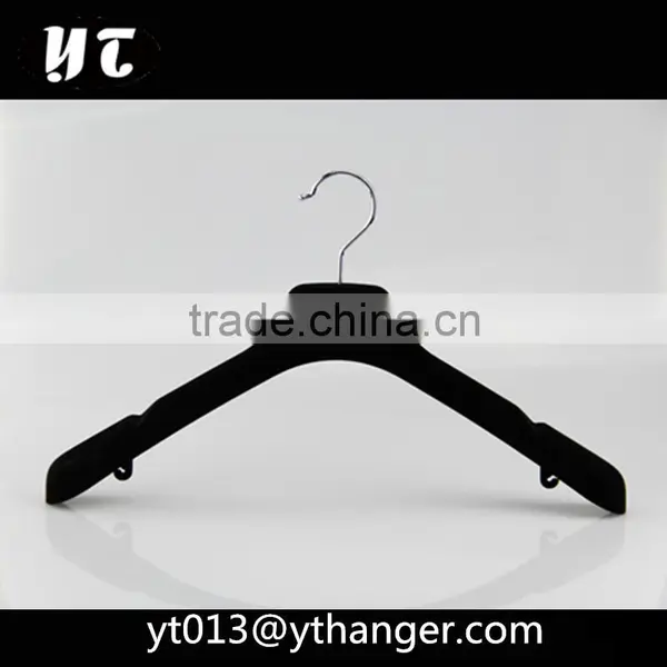 CY-631 Custom Flocking Plastic Hanger Velvet Plastic Hangers for Wide Shoulder Supplier's Choice photo-3