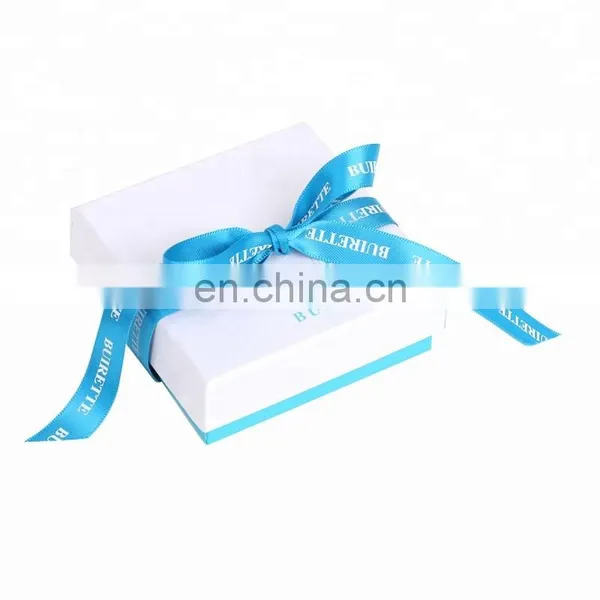 China Custom Logo Box Luxury Fashion Cardboard Luxury Custom Paper Box Bag With Handles photo-4